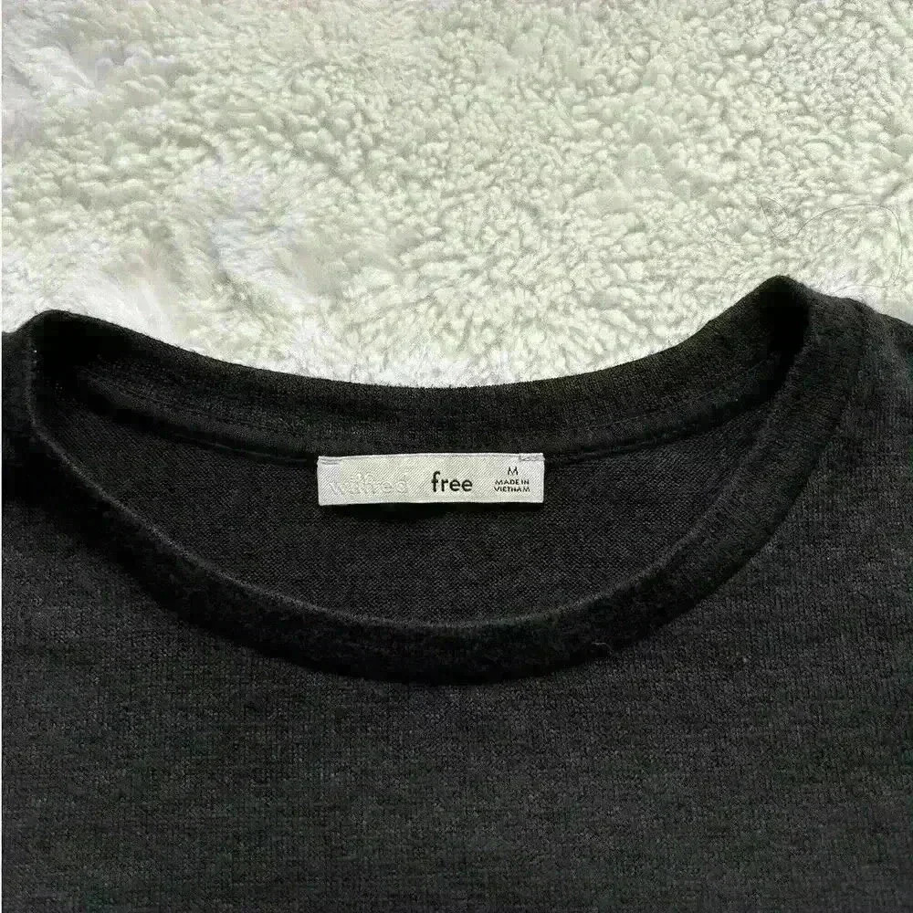 Aritzia Wilfred Black/ Burgundy‎ Cropped Tops Sz S/M Bundle - Picture 3 of 8